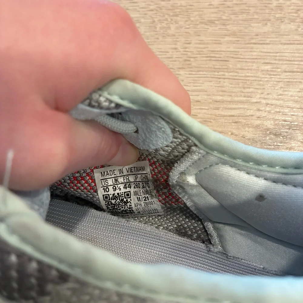 Adidas Yeezy Boost 350 V2 Blue Tint Zebra Sneaker Men’s Size 10 - Picture 6 of 8